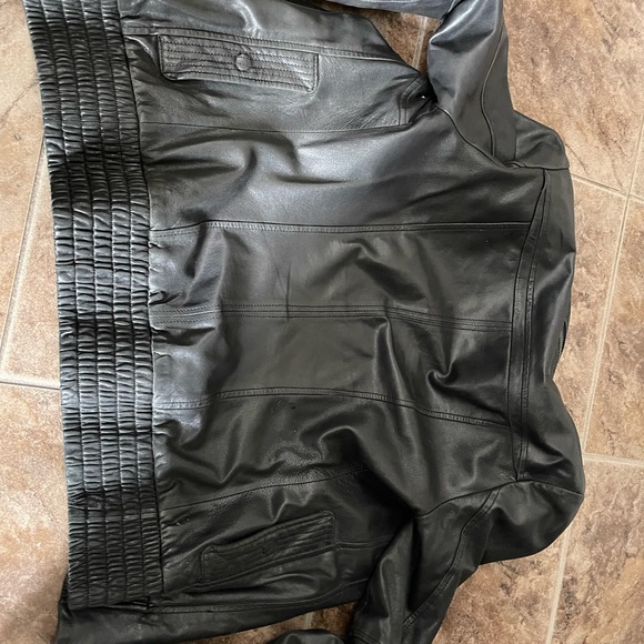 Mackage for Aritzia Leather Jacket XS - Picture 5 of 5